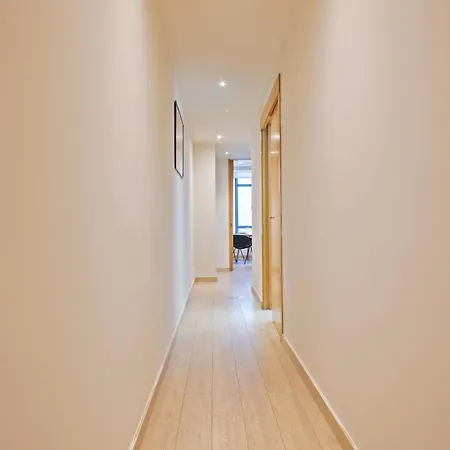 Click&flat Gran Via Барселона