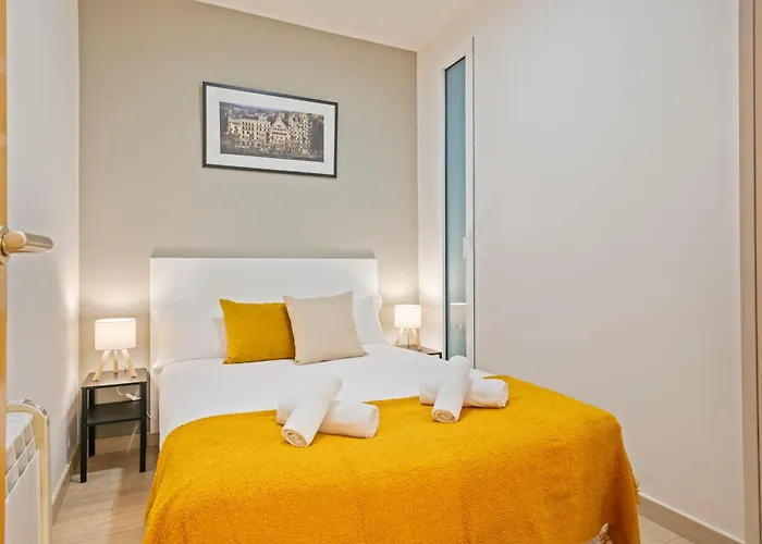 Click&flat Gran Via برشلونة