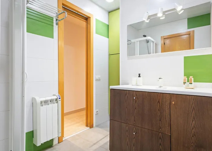 Click&flat Gran Via * برشلونة